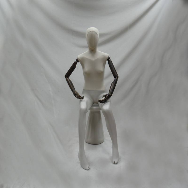 Maniquí Mujer Sentada